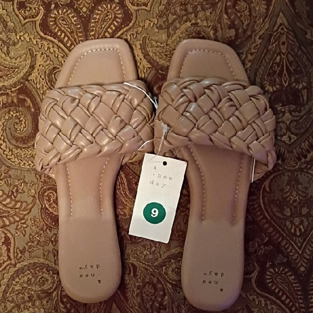 A New Day Women's Beige Woven Sandals